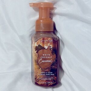NEW!!✨Unopened Bath & Body Works White Coconut Caramel Foaming Hand Soap! 🍂🥥🤎